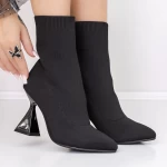 Botine Dama cu Toc gros 3C2 Negru » meishop.life
