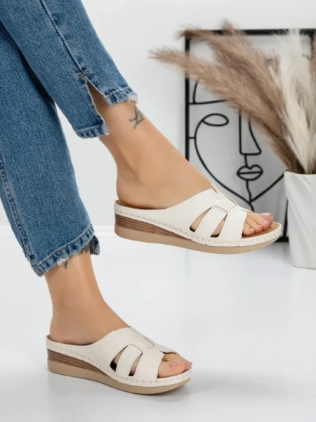 Papuci Dama cu Talpa Joasa 5GZ33 BEIGE | MEI
