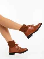 Ghete dama camel din piele ecologica si material textil Majora