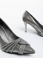 Pantofi dama argintii inchis cu toc din material textil Ellesse