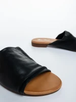 Papuci dama negri din piele ecologica Kaina