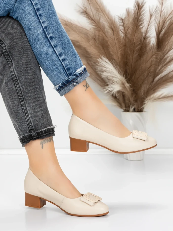 Pantofi cu toc din piele naturala 6885 CREAM | ADVANCER